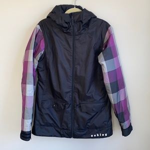 Oakley ski / snowboarding jacket